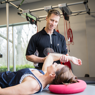 One-on-one physical therapist to patient treatment